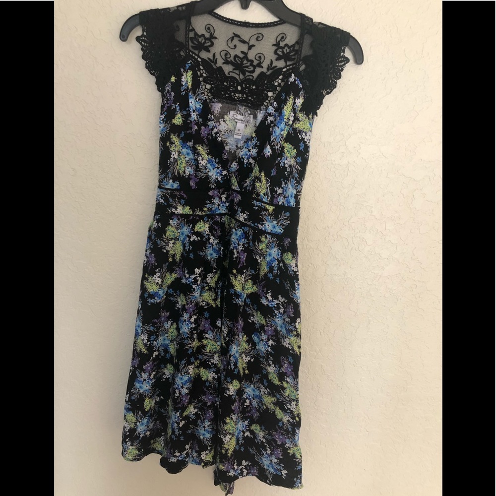Juniors size 11 printed sleeveless dress
